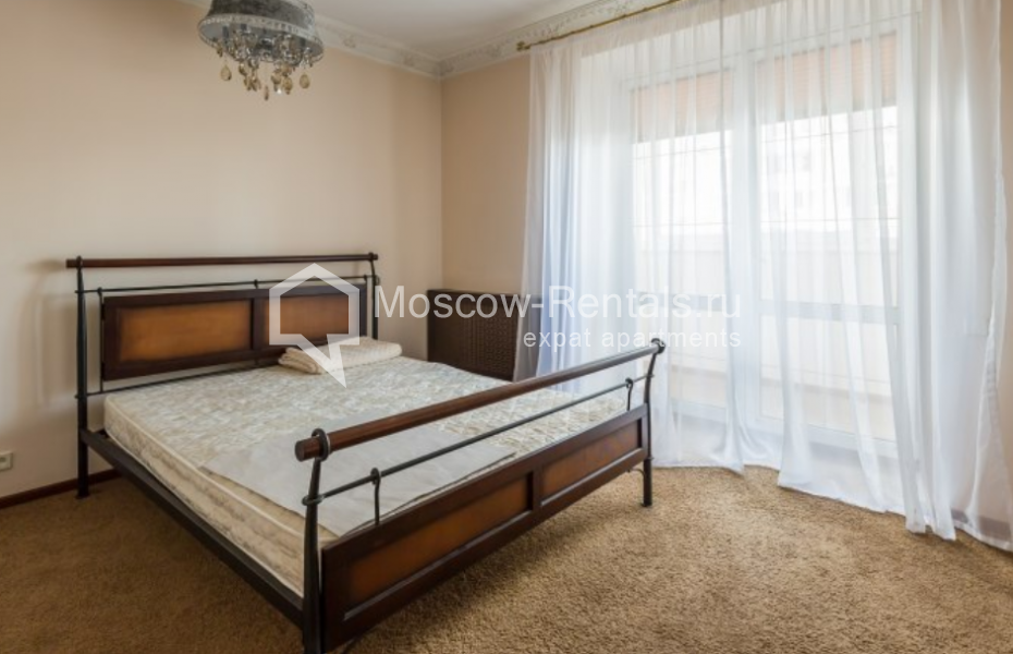 Photo #9 4-room (3 BR) apartment for <a href="http://moscow-rentals.ru/en/articles/long-term-rent" target="_blank">a long-term</a> rent
 in Russia, Moscow, Zoologicheskaya str, 26 С 1