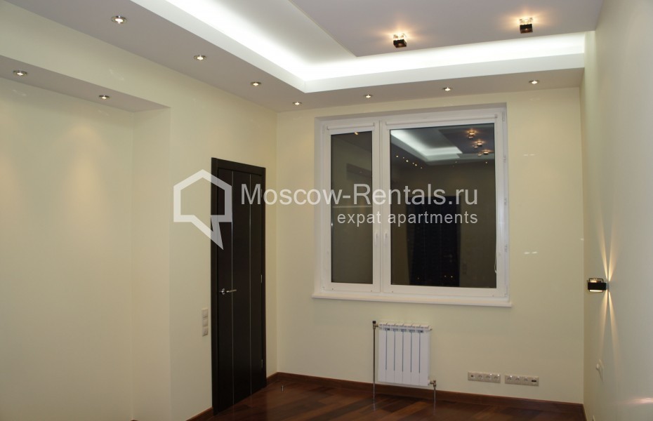 Photo #12 6-room (5 BR) apartment for <a href="http://moscow-rentals.ru/en/articles/long-term-rent" target="_blank">a long-term</a> rent
 in Russia, Moscow, Ostrovityanova str, 6