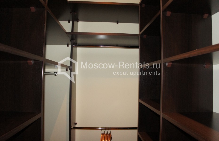 Photo #13 6-room (5 BR) apartment for <a href="http://moscow-rentals.ru/en/articles/long-term-rent" target="_blank">a long-term</a> rent
 in Russia, Moscow, Ostrovityanova str, 6