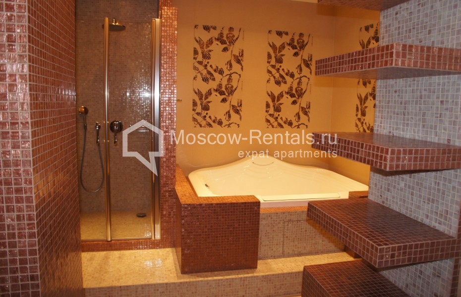 Photo #17 6-room (5 BR) apartment for <a href="http://moscow-rentals.ru/en/articles/long-term-rent" target="_blank">a long-term</a> rent
 in Russia, Moscow, Ostrovityanova str, 6
