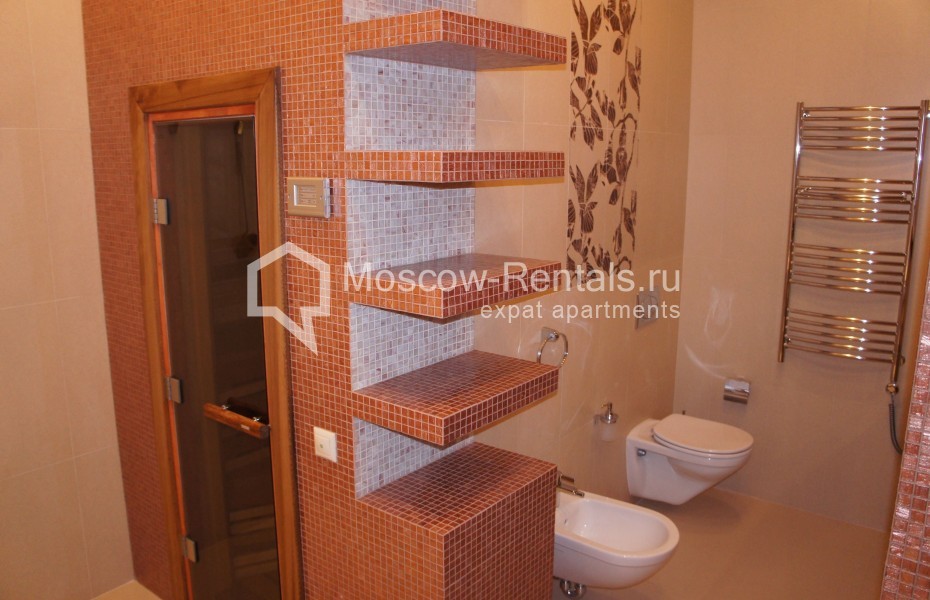 Photo #18 6-room (5 BR) apartment for <a href="http://moscow-rentals.ru/en/articles/long-term-rent" target="_blank">a long-term</a> rent
 in Russia, Moscow, Ostrovityanova str, 6