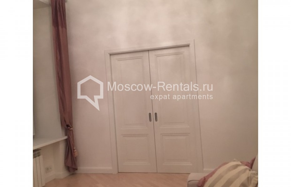 Photo #3 2-room (1 BR) apartment for <a href="http://moscow-rentals.ru/en/articles/long-term-rent" target="_blank">a long-term</a> rent
 in Russia, Moscow, Tverskaya str, 6 С 1