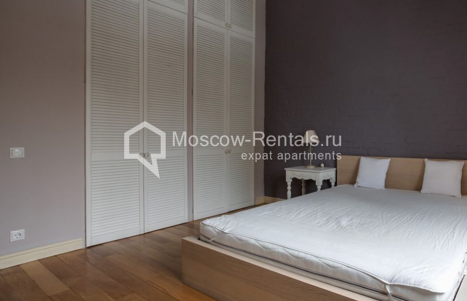 Photo #9 2-room (1 BR) apartment for <a href="http://moscow-rentals.ru/en/articles/long-term-rent" target="_blank">a long-term</a> rent
 in Russia, Moscow, 1st Smolenskyi lane, 22/10