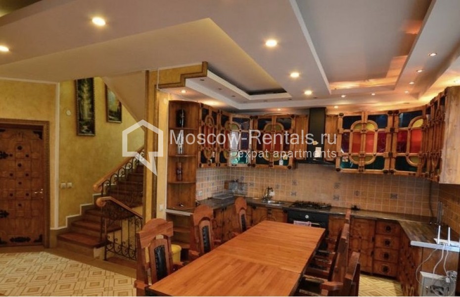 Photo #1 House for <a href="http://moscow-rentals.ru/en/articles/long-term-rent" target="_blank">a long-term</a> rent
 in Russia, Moscow, Moscow region, Noginsk area