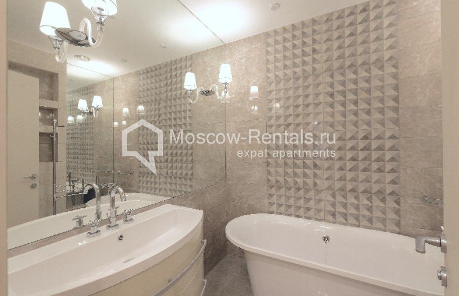Photo #18 3-room (2 BR) apartment for <a href="http://moscow-rentals.ru/en/articles/long-term-rent" target="_blank">a long-term</a> rent
 in Russia, Moscow, Bogoslovskyi lane, 12 А