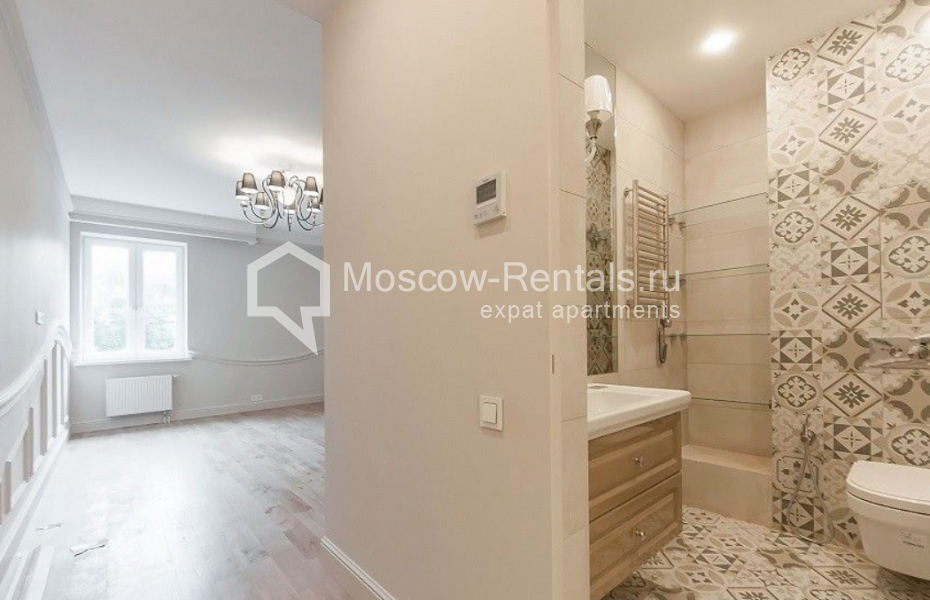 Photo #15 3-room (2 BR) apartment for <a href="http://moscow-rentals.ru/en/articles/long-term-rent" target="_blank">a long-term</a> rent
 in Russia, Moscow, Bogoslovskyi lane, 12 А