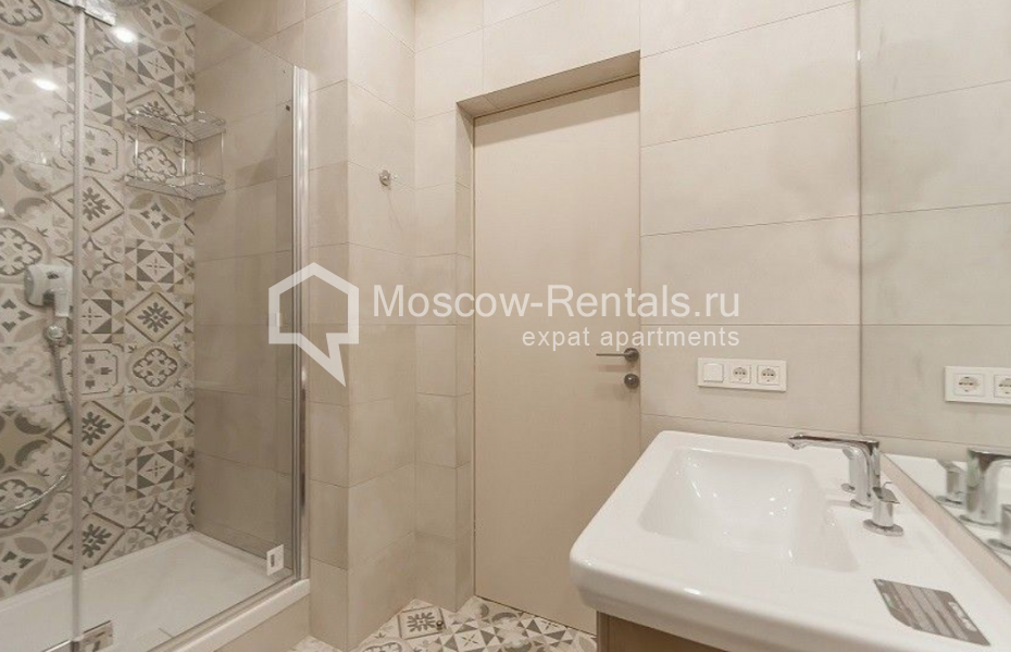 Photo #17 3-room (2 BR) apartment for <a href="http://moscow-rentals.ru/en/articles/long-term-rent" target="_blank">a long-term</a> rent
 in Russia, Moscow, Bogoslovskyi lane, 12 А