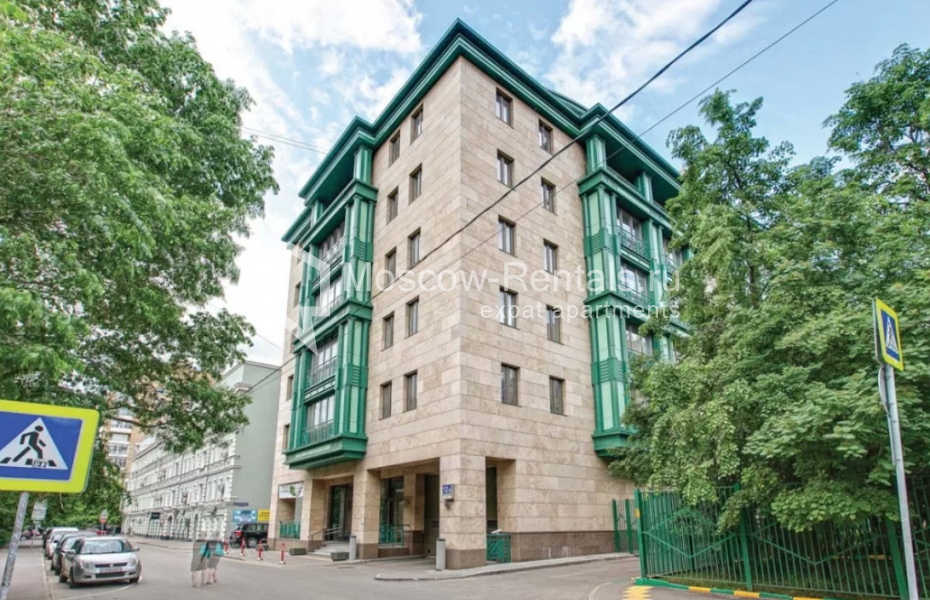 Photo #2 3-room (2 BR) apartment for <a href="http://moscow-rentals.ru/en/articles/long-term-rent" target="_blank">a long-term</a> rent
 in Russia, Moscow, Bogoslovskyi lane, 12А