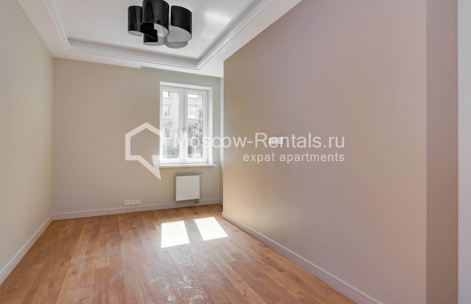 Photo #10 3-room (2 BR) apartment for <a href="http://moscow-rentals.ru/en/articles/long-term-rent" target="_blank">a long-term</a> rent
 in Russia, Moscow, Bogoslovskyi lane, 12А