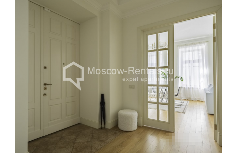 Photo #6 4-room (3 BR) apartment for <a href="http://moscow-rentals.ru/en/articles/long-term-rent" target="_blank">a long-term</a> rent
 in Russia, Moscow, Spiridonovka str, 34 С 2
