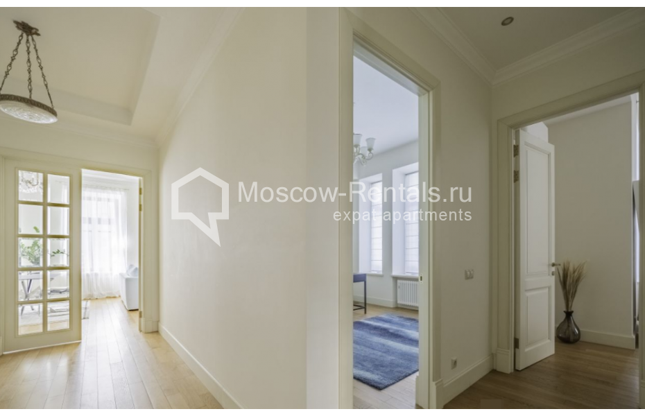 Photo #7 4-room (3 BR) apartment for <a href="http://moscow-rentals.ru/en/articles/long-term-rent" target="_blank">a long-term</a> rent
 in Russia, Moscow, Spiridonovka str, 34 С 2