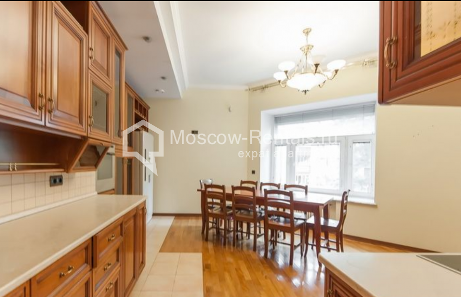Photo #3 5-room (4 BR) apartment for <a href="http://moscow-rentals.ru/en/articles/long-term-rent" target="_blank">a long-term</a> rent
 in Russia, Moscow, Bolshoi Kozikhinskyi lane, 12/2