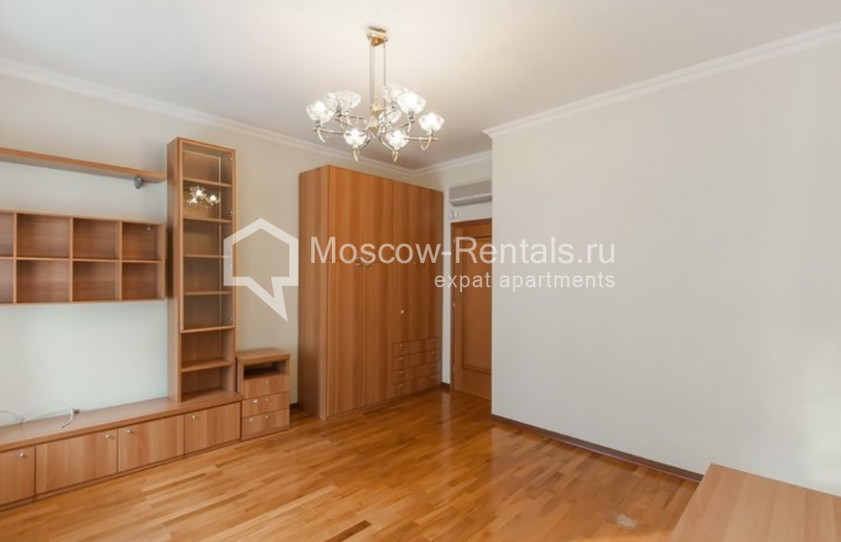 Photo #16 5-room (4 BR) apartment for <a href="http://moscow-rentals.ru/en/articles/long-term-rent" target="_blank">a long-term</a> rent
 in Russia, Moscow, Bolshoi Kozikhinskyi lane, 12/2