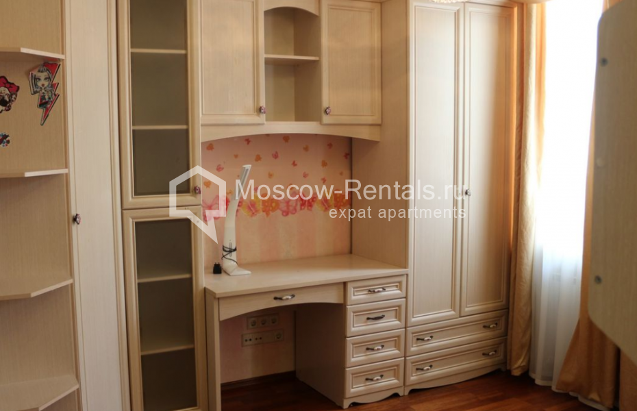 Photo #9 4-room (3 BR) apartment for <a href="http://moscow-rentals.ru/en/articles/long-term-rent" target="_blank">a long-term</a> rent
 in Russia, Moscow, Petrovka str, 17 С 4