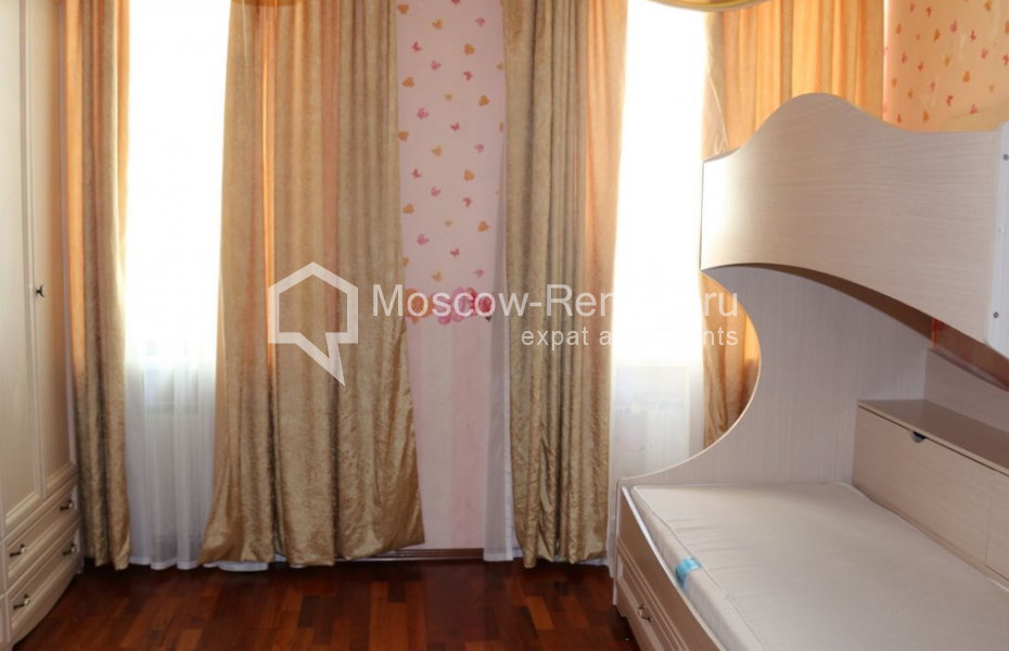 Photo #8 4-room (3 BR) apartment for <a href="http://moscow-rentals.ru/en/articles/long-term-rent" target="_blank">a long-term</a> rent
 in Russia, Moscow, Petrovka str, 17 С 4