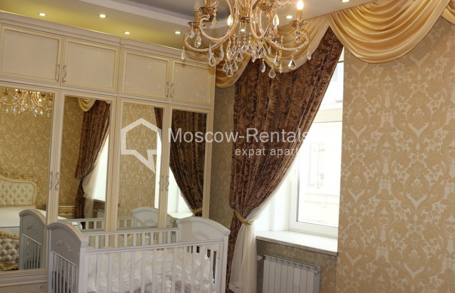 Photo #7 4-room (3 BR) apartment for <a href="http://moscow-rentals.ru/en/articles/long-term-rent" target="_blank">a long-term</a> rent
 in Russia, Moscow, Petrovka str, 17 С 4