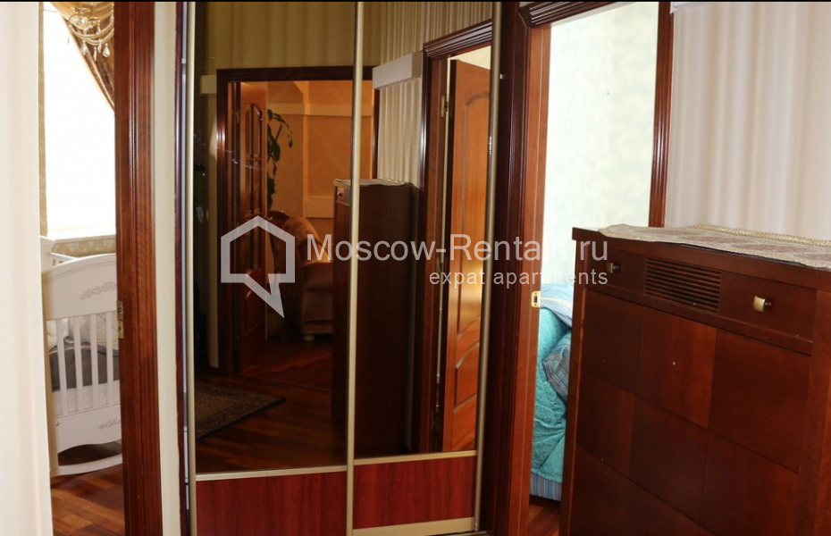 Photo #22 4-room (3 BR) apartment for <a href="http://moscow-rentals.ru/en/articles/long-term-rent" target="_blank">a long-term</a> rent
 in Russia, Moscow, Petrovka str, 17 С 4