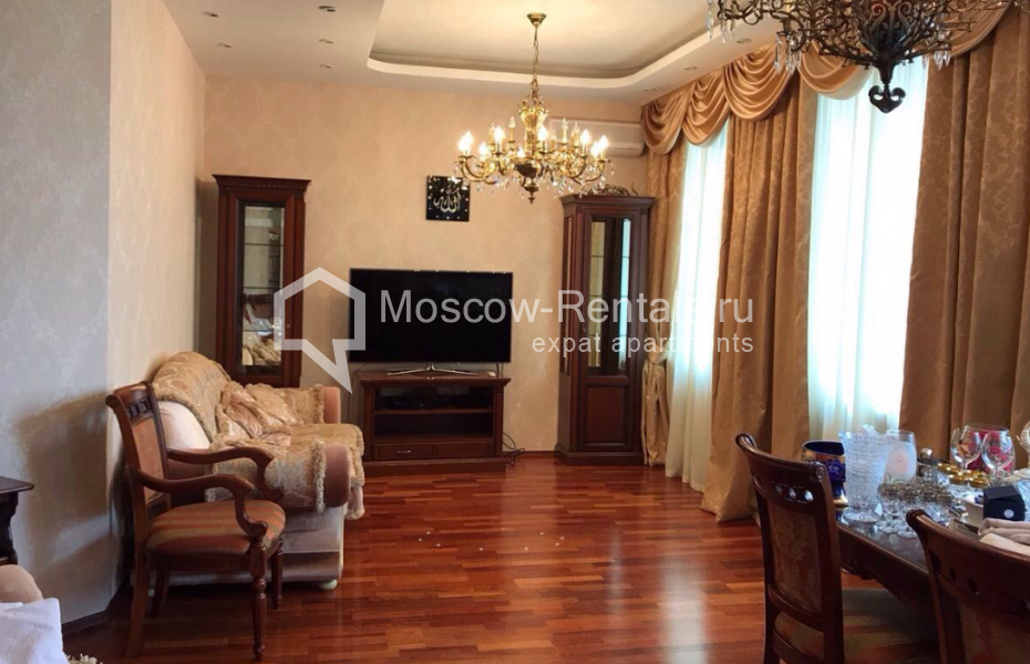 Photo #4 4-room (3 BR) apartment for <a href="http://moscow-rentals.ru/en/articles/long-term-rent" target="_blank">a long-term</a> rent
 in Russia, Moscow, Petrovka str, 17 С 4