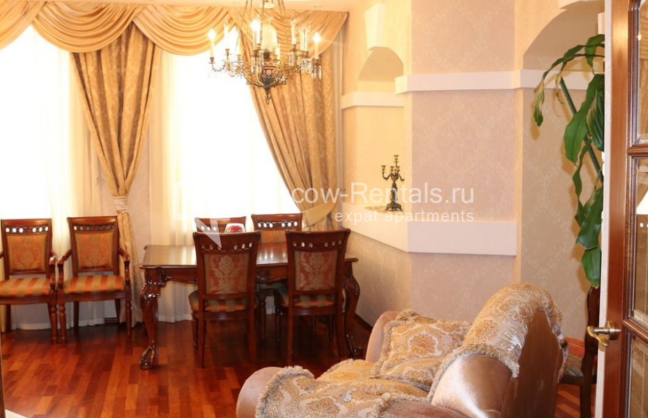 Photo #2 4-room (3 BR) apartment for <a href="http://moscow-rentals.ru/en/articles/long-term-rent" target="_blank">a long-term</a> rent
 in Russia, Moscow, Petrovka str, 17 С 4