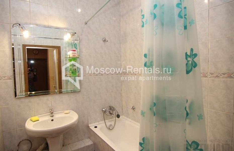 Photo #8 4-room (3 BR) apartment for <a href="http://moscow-rentals.ru/en/articles/long-term-rent" target="_blank">a long-term</a> rent
 in Russia, Moscow, Chaplygina str, 13/2