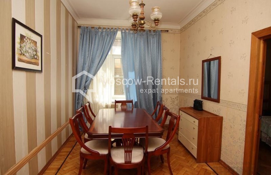 Photo #2 4-room (3 BR) apartment for <a href="http://moscow-rentals.ru/en/articles/long-term-rent" target="_blank">a long-term</a> rent
 in Russia, Moscow, Chaplygina str, 13/2