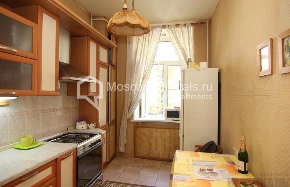 Photo #7 4-room (3 BR) apartment for <a href="http://moscow-rentals.ru/en/articles/long-term-rent" target="_blank">a long-term</a> rent
 in Russia, Moscow, Chaplygina str, 13/2
