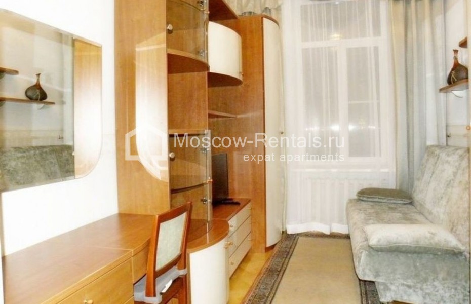 Photo #8 4-room (3 BR) apartment for <a href="http://moscow-rentals.ru/en/articles/long-term-rent" target="_blank">a long-term</a> rent
 in Russia, Moscow, Rozhdestvenskyi blv, 19