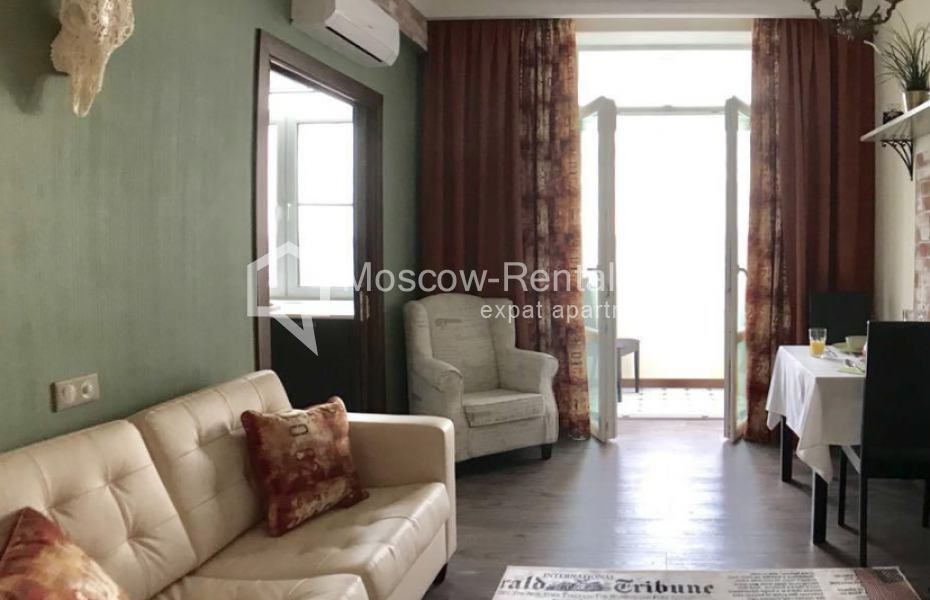Photo #1 2-room (1 BR) apartment for <a href="http://moscow-rentals.ru/en/articles/long-term-rent" target="_blank">a long-term</a> rent
 in Russia, Moscow, Kutuzovskyi lane, 27