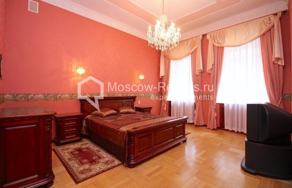 Photo #3 3-room (2 BR) apartment for <a href="http://moscow-rentals.ru/en/articles/long-term-rent" target="_blank">a long-term</a> rent
 in Russia, Moscow, Makarenko str, 2/21 С 2