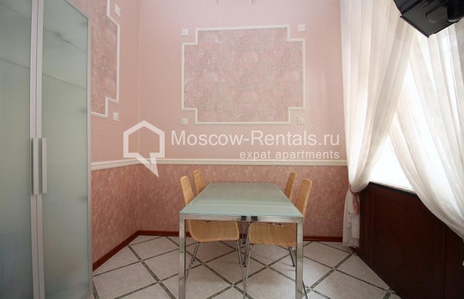 Photo #7 3-room (2 BR) apartment for <a href="http://moscow-rentals.ru/en/articles/long-term-rent" target="_blank">a long-term</a> rent
 in Russia, Moscow, Makarenko str, 2/21 С 2