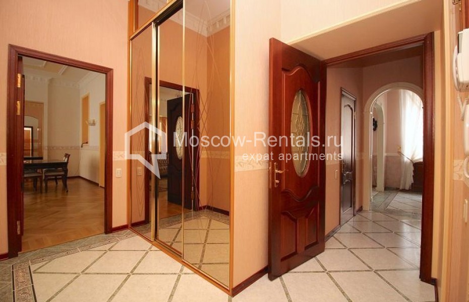 Photo #8 3-room (2 BR) apartment for <a href="http://moscow-rentals.ru/en/articles/long-term-rent" target="_blank">a long-term</a> rent
 in Russia, Moscow, Makarenko str, 2/21 С 2