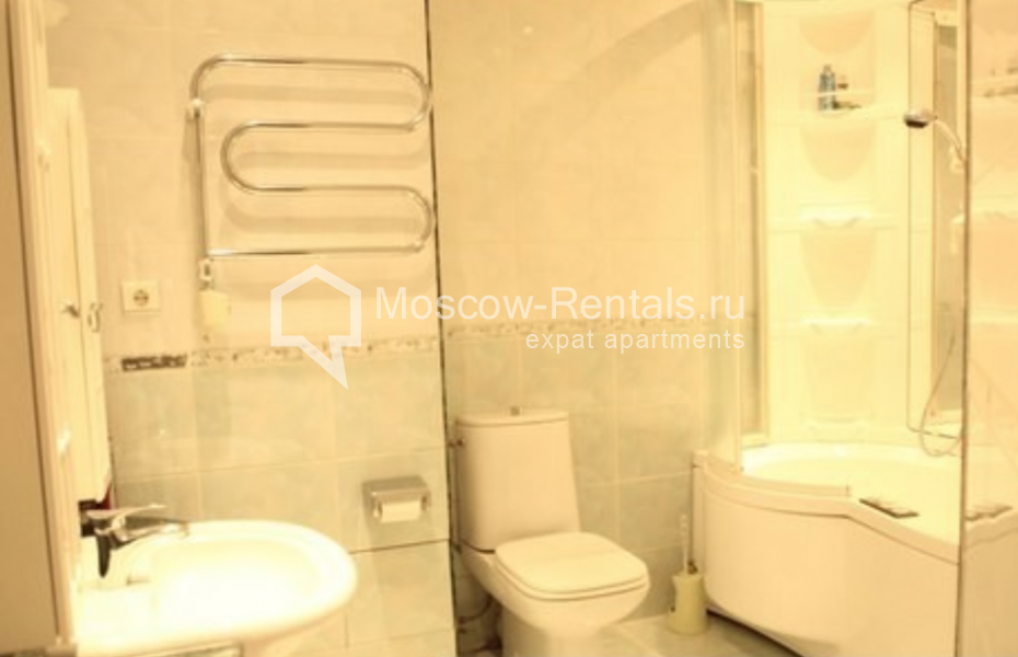 Photo #11 3-room (2 BR) apartment for <a href="http://moscow-rentals.ru/en/articles/long-term-rent" target="_blank">a long-term</a> rent
 in Russia, Moscow, Studencheskaya str, 32