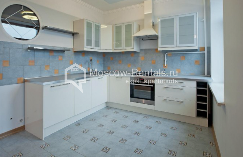 Photo #5 2-room (1 BR) apartment for <a href="http://moscow-rentals.ru/en/articles/long-term-rent" target="_blank">a long-term</a> rent
 in Russia, Moscow, Tarasa Shevchenko emb, 3