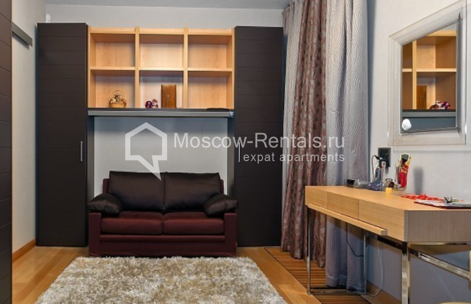 Photo #9 7-room (6 BR) apartment for <a href="http://moscow-rentals.ru/en/articles/long-term-rent" target="_blank">a long-term</a> rent
 in Russia, Moscow, Bolshoi Kharitonievskyi lane, 16-18