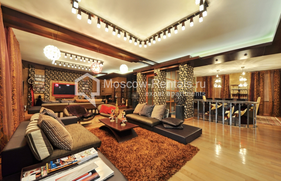 Photo #2 7-room (6 BR) apartment for <a href="http://moscow-rentals.ru/en/articles/long-term-rent" target="_blank">a long-term</a> rent
 in Russia, Moscow, Bolshoi Kharitonievskyi lane, 16-18