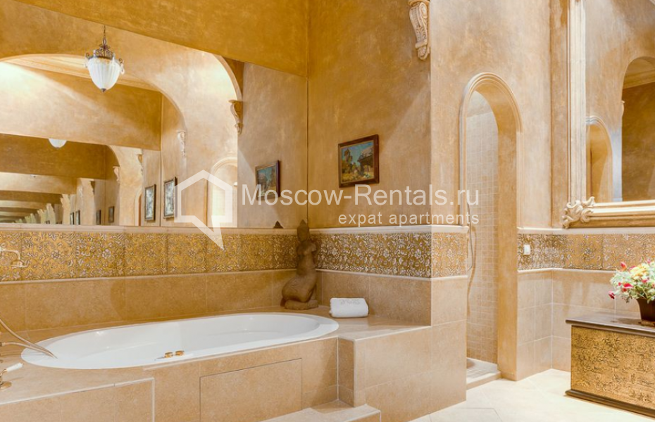 Photo #6 6-room (5 BR) apartment for <a href="http://moscow-rentals.ru/en/articles/long-term-rent" target="_blank">a long-term</a> rent
 in Russia, Moscow, Ivankovskoe shosse,  5