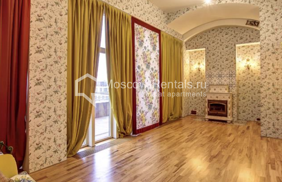 Photo #3 7-room (6 BR) apartment for <a href="http://moscow-rentals.ru/en/articles/long-term-rent" target="_blank">a long-term</a> rent
 in Russia, Moscow, 3rd Frunzenskaya str, 19