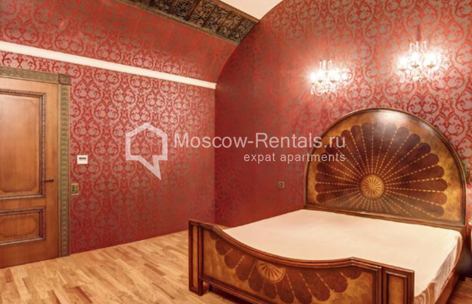Photo #5 7-room (6 BR) apartment for <a href="http://moscow-rentals.ru/en/articles/long-term-rent" target="_blank">a long-term</a> rent
 in Russia, Moscow, 3rd Frunzenskaya str, 19