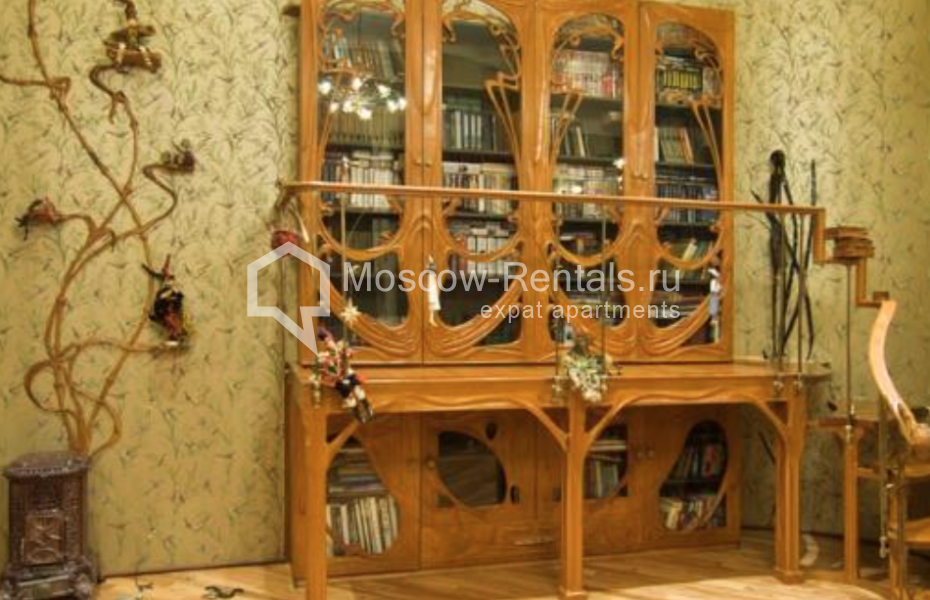 Photo #10 7-room (6 BR) apartment for <a href="http://moscow-rentals.ru/en/articles/long-term-rent" target="_blank">a long-term</a> rent
 in Russia, Moscow, 3rd Frunzenskaya str, 19