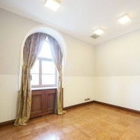 Photo #2 6-room (5 BR) apartment for <a href="http://moscow-rentals.ru/en/articles/long-term-rent" target="_blank">a long-term</a> rent
 in Russia, Moscow, Runovskyi lane, 12
