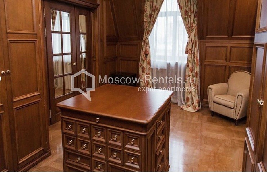 Photo #10 6-room (5 BR) apartment for <a href="http://moscow-rentals.ru/en/articles/long-term-rent" target="_blank">a long-term</a> rent
 in Russia, Moscow, Runovskyi lane, 12