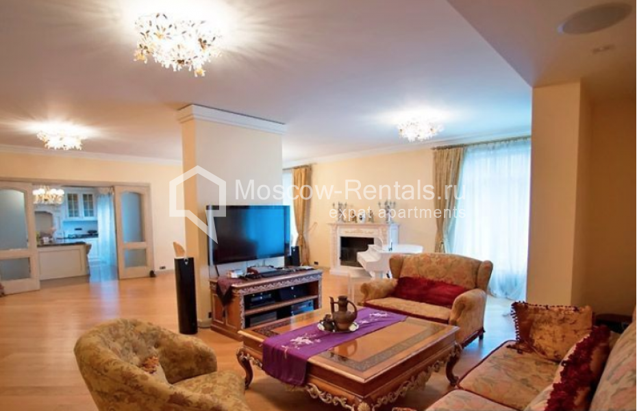 Photo #1 6-room (5 BR) apartment for <a href="http://moscow-rentals.ru/en/articles/long-term-rent" target="_blank">a long-term</a> rent
 in Russia, Moscow, Chapaevskyi lane, 3