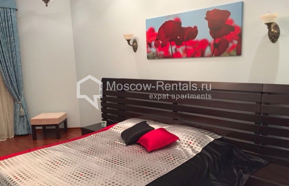 Photo #3 3-room (2 BR) apartment for <a href="http://moscow-rentals.ru/en/articles/long-term-rent" target="_blank">a long-term</a> rent
 in Russia, Moscow, Dolgorukovskaya str, 6