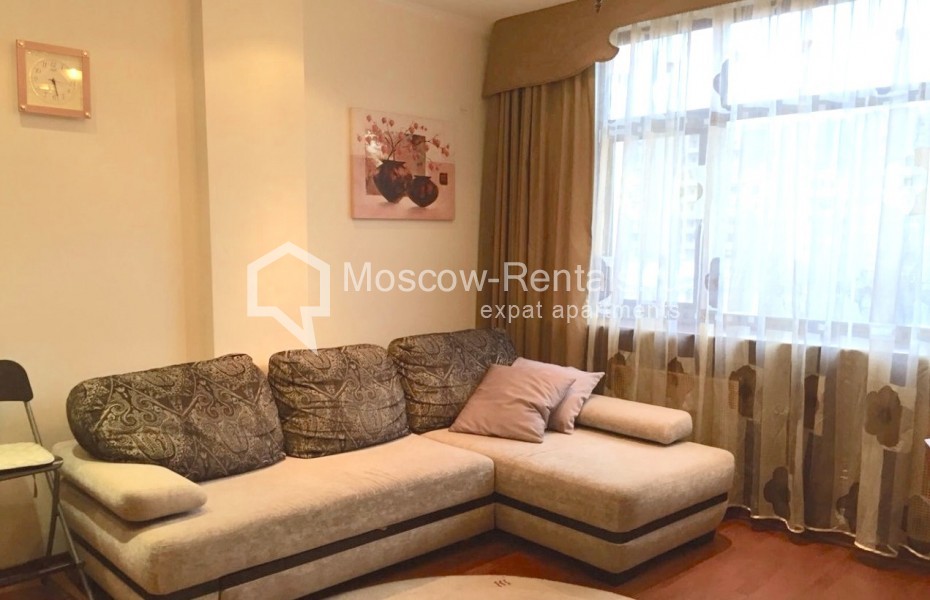 Photo #2 3-room (2 BR) apartment for <a href="http://moscow-rentals.ru/en/articles/long-term-rent" target="_blank">a long-term</a> rent
 in Russia, Moscow, Dolgorukovskaya str, 6