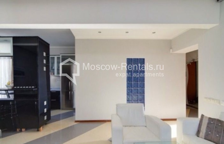 Photo #3 3-room (2 BR) apartment for <a href="http://moscow-rentals.ru/en/articles/long-term-rent" target="_blank">a long-term</a> rent
 in Russia, Moscow, Novolesnaya 17/21