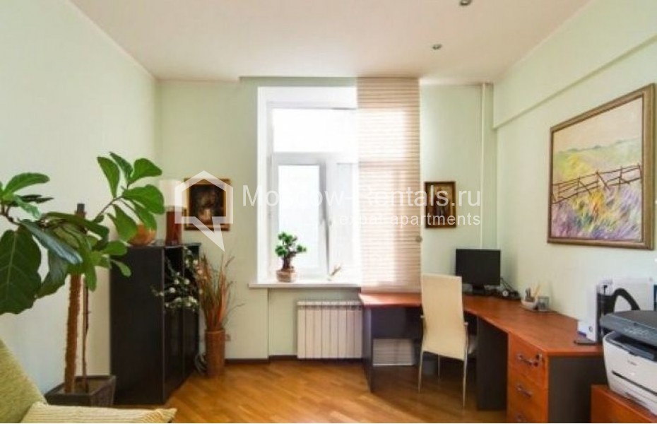 Photo #7 3-room (2 BR) apartment for <a href="http://moscow-rentals.ru/en/articles/long-term-rent" target="_blank">a long-term</a> rent
 in Russia, Moscow, Novolesnaya 17/21