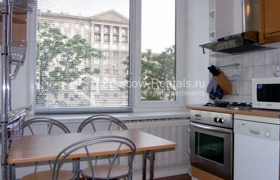 Photo #5 3-room (2 BR) apartment for <a href="http://moscow-rentals.ru/en/articles/long-term-rent" target="_blank">a long-term</a> rent
 in Russia, Moscow, Novinskyi blv, 15