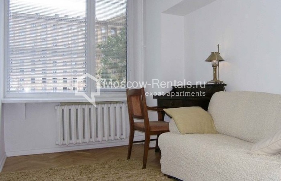 Photo #3 3-room (2 BR) apartment for <a href="http://moscow-rentals.ru/en/articles/long-term-rent" target="_blank">a long-term</a> rent
 in Russia, Moscow, Novinskyi blv, 15