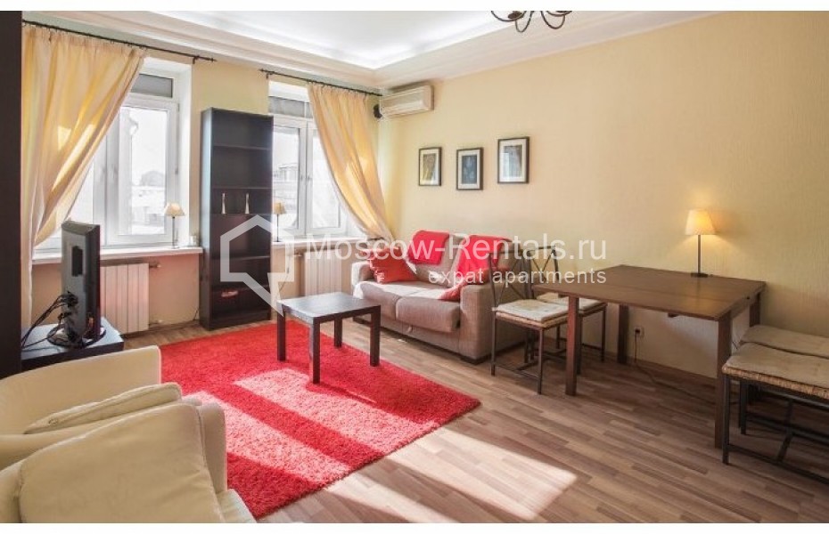Photo #1 3-room (2 BR) apartment for <a href="http://moscow-rentals.ru/en/articles/long-term-rent" target="_blank">a long-term</a> rent
 in Russia, Moscow, Voznesenskyi lane, 16/4