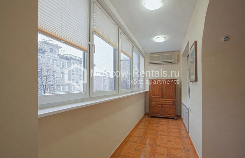 Photo #5 3-room (2 BR) apartment for <a href="http://moscow-rentals.ru/en/articles/long-term-rent" target="_blank">a long-term</a> rent
 in Russia, Moscow, Bogoslovskyi lane, 5